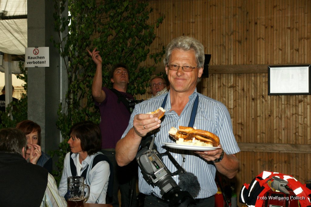 2011-05-12_020_100-Jahre-KBV-Herbert-und-Schnipsi _WP.JPG - 2011-05-12 100 Jahre KBV Herbert und Schnipsi